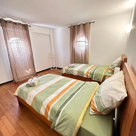 Victoria38 Hostel *